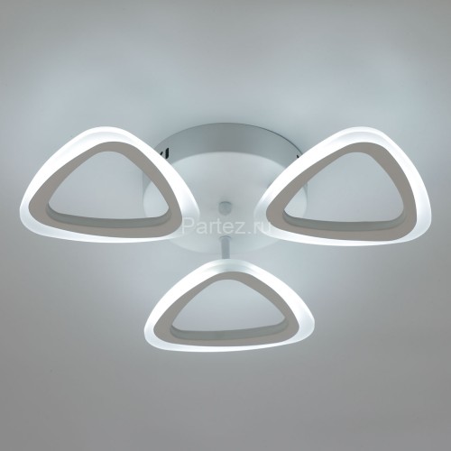 Потолочная люстра DeMarkt 424012903