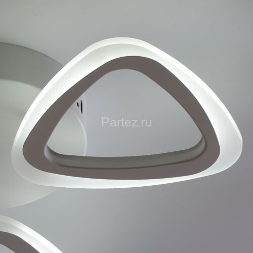 Потолочная люстра DeMarkt 424012903