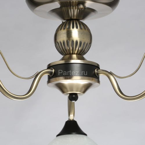 Потолочная люстра MW-Light 318015003