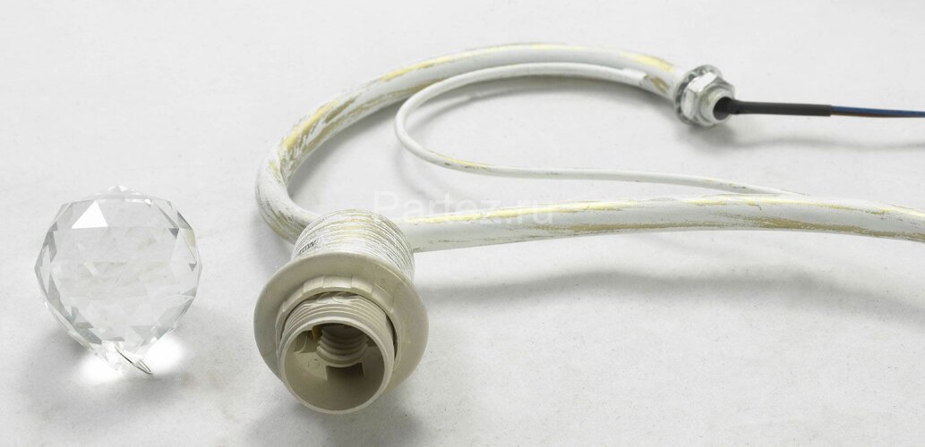 Потолочная люстра Lussole LGO LSP-8061